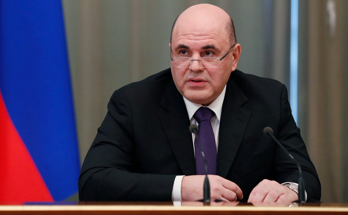 Председатель Правительства подписал новые поручения по борьбе с коронавирусом в РФ.