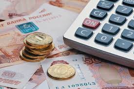 Выплаты медикам за работу с больными COVID-19 освободят от налога.