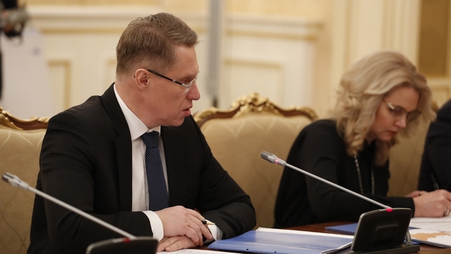 Минздрав разъяснил особенности допуска к работе без свидетельства об аккредитации.