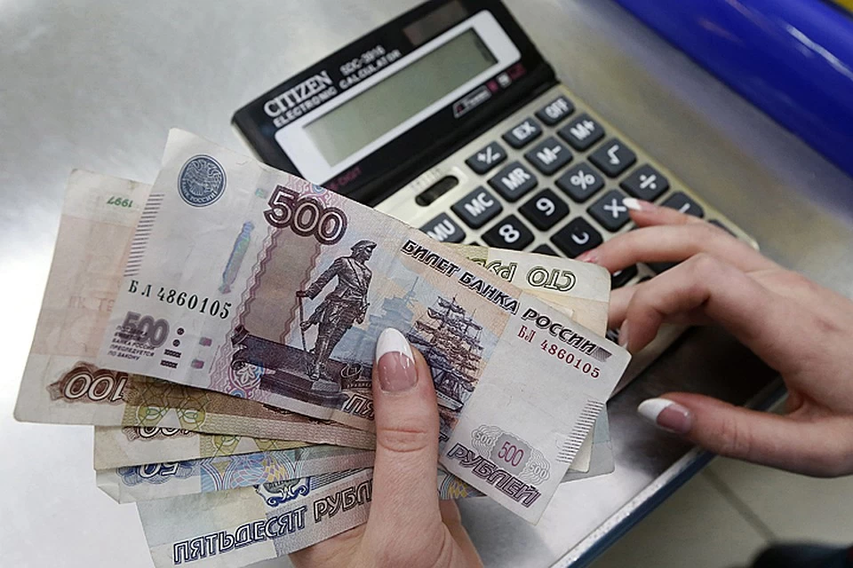 Изменены условия освобождения от НДФЛ стимулирующих выплат в условиях эпидемии.