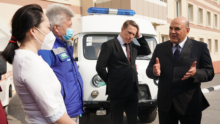 Правительство предложит Путину продлить выплаты медикам за борьбу с COVID-19.