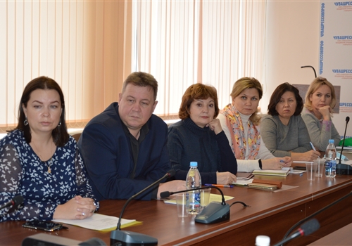 Профсоюзные лидеры продолжают обучение.