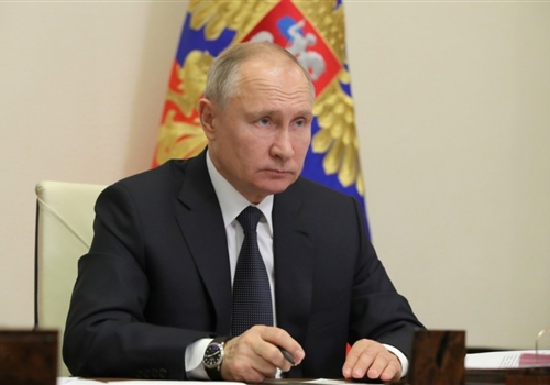 Путин подписал закон об индексации пенсий неработающим пенсионерам.