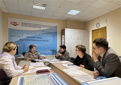 Молодежный совет в поиске новых идей.