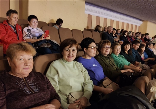 Сотрудники Новочебоксарской городской стоматологии побывали на концерте арт-группы «LARGO».