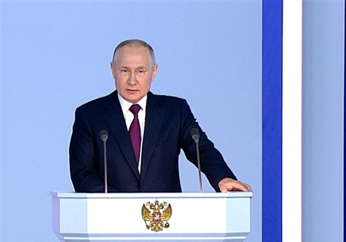 Путин: На объекты здравоохранения выделят еще 1 трлн рублей.
