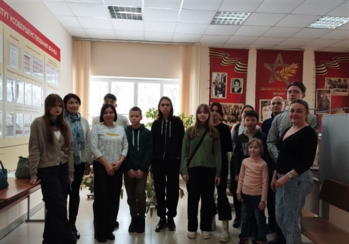 Профсоюз Республиканской психиатрической больницы организовал посещение музея истории медицины для детей сотрудников больницы.