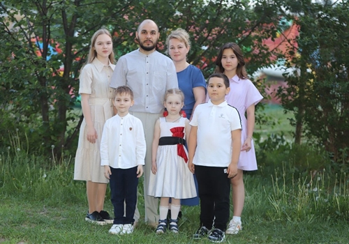 В кадре любовь, семья и верность: в Городской стоматологии подвели итоги фотоконкурса.