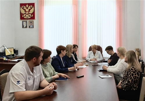 Специалисты Рескома Профсоюза изучили условия труда работников БУ "Канашский ММЦ" МЗ ЧР.